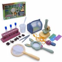 Набір дослідів (мікроскоп, лупа, сачок, пінцет, моделі комах, пробірки) в коробці MIC W613