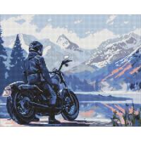 Алмазна мозаїка "Мотоцикліст у горах" AMO8037, 40х50 см