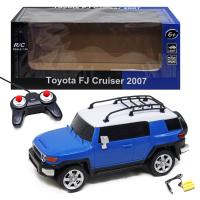 Машинка на радіокеруванні Toyota FJ Cruiser 2007 (синя) Країна іграшок 27055