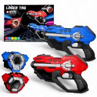 Пістолети з мішенями (2 пістолети, 2 мішені, підсвічування, звук, вібрація) MIC 2130C