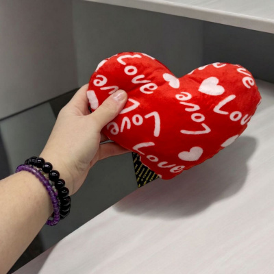 Іграшка м’яка Серце Love розмір S (20x7x14 см) Сувенир-Декор HL-S