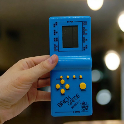 Іграшка Тетріс Brick Game 9999 в 1 MIC E-9999