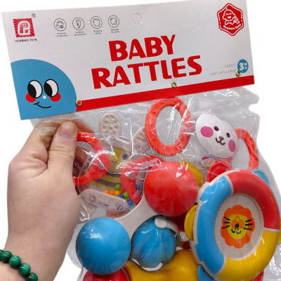 Набір брязкалець в кульку 7 шт. р.28x24 см YG Toys D292