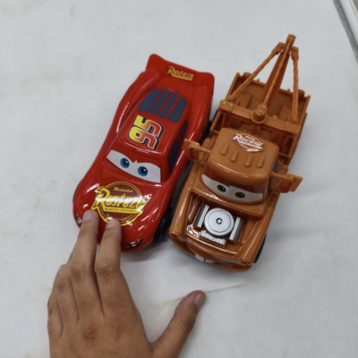 Набір з двох машин Макквін / McQueen Star Toys 095