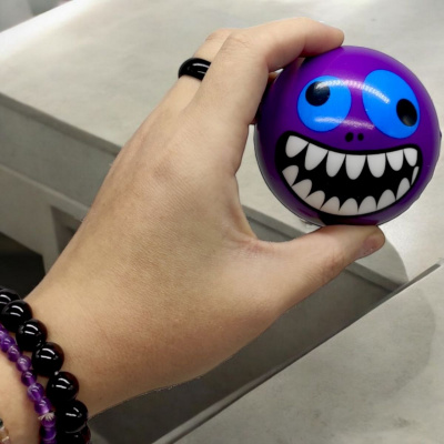 Мʼячик фомовий Монстрики, 6,5 см (мікс видів) MIC C66796