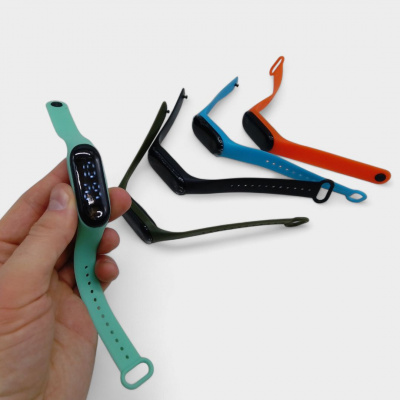 Годинник електронний з регульованим ремінцем, синій MIC CRQ-1