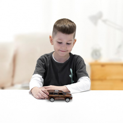 Автомодель дитяча Toyota Land Cruiser TechnoDrive KM250420 масштаб 1:43