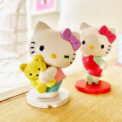 Колекційна фігурка-сюрприз Гарнюні Hello Kitty #sbabam 39/CN23 серія 'YOU YOU'