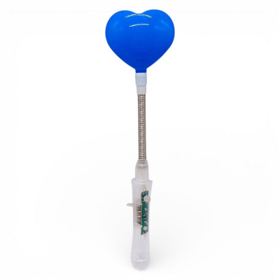 Іграшка зі світлом Серце 25,5 см (БЛАКИТНА) MIC C2857