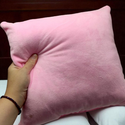 Подушка плюшева Аніме. Подорож у світ кохання розмір 30*30 см фіолетова Strateg 60728