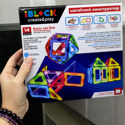 Магнітний конструктор Кольорові магніти (14 деталей) Play Smart PL-923-525