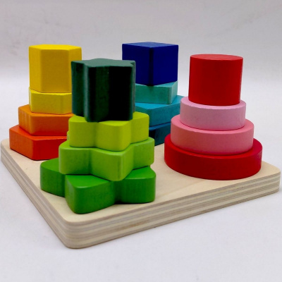 Деревʼяний геометричний сортер WToys, 12,5х12,5 см, в коробці Wtoys 36801