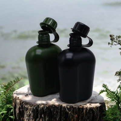 Фляга армійська, пластик, 1л (чорна) Технок 9536