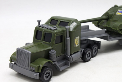 Ігровий набір Тягач ЗСУ з танком, зелений Maximus 5173