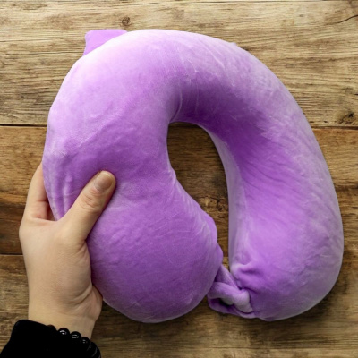 Подушка-підголовник аніме Куромі, 30 см (фіолетовий) MIC KA-23-1780