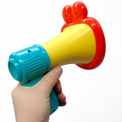 Гучномовець для зміни голосу (працює від батарейок) MIC S077-1