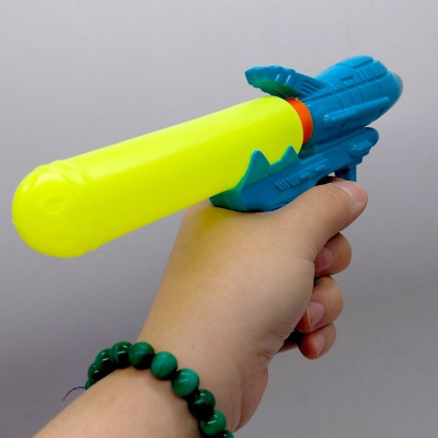 Водна зброя 23х11х3 см (мікс видів) MIC 632-1/928