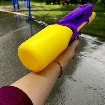 Водний пістолет, помповий механізм, (39 см) cалатовий MIC TK0258-47