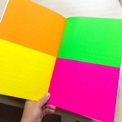 Книжка-розмальовка Neon Stickers book: Потішне королівство Апельсин РМ-69